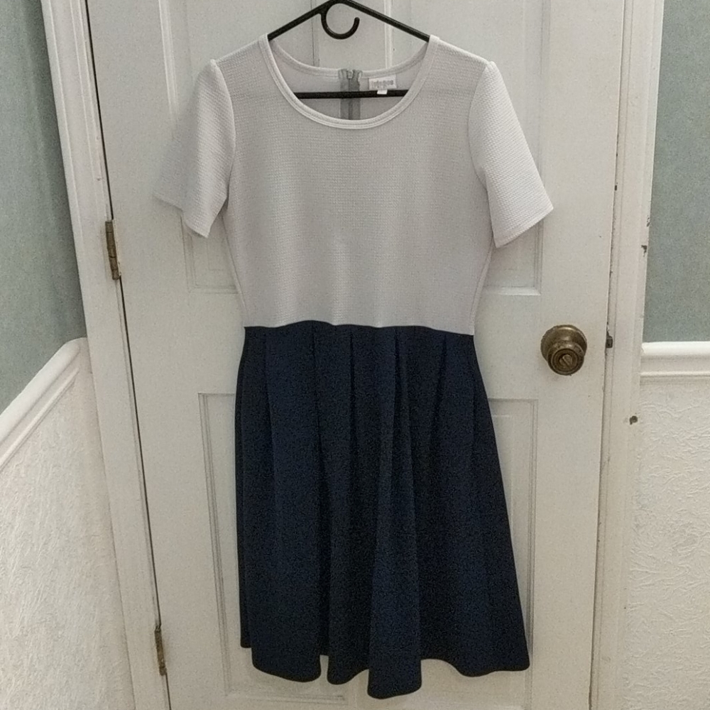 Lularoe Amelia dress size L Navy & white